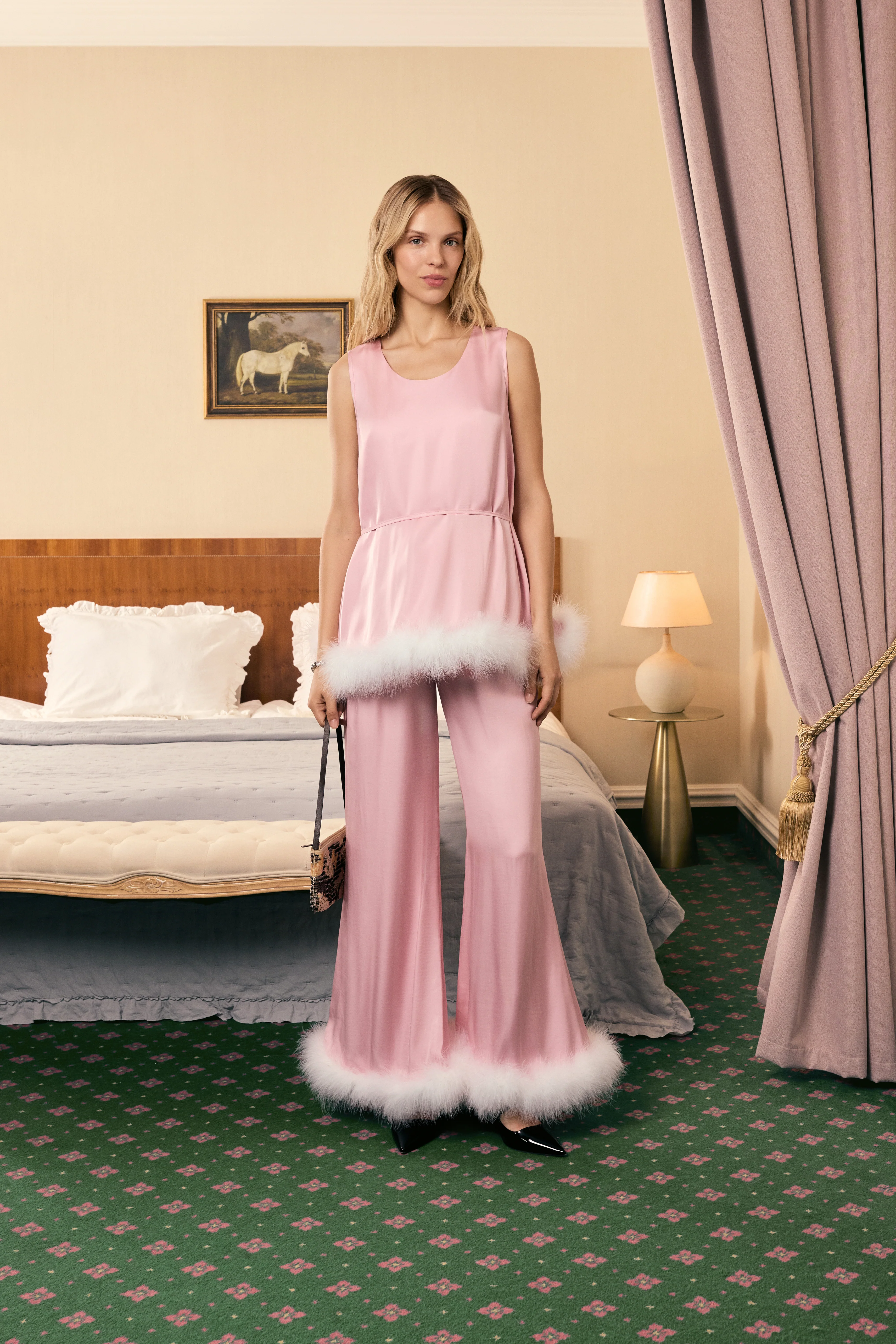 Bisou Bisou Pants with Feathers in Pink - Image 3
