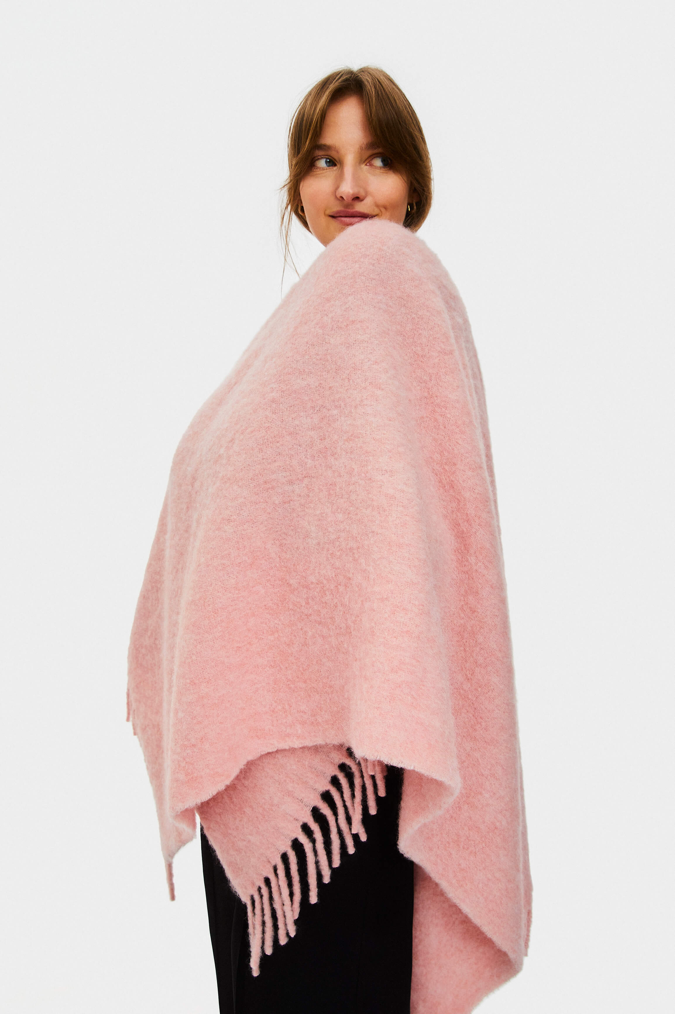 Gorgona Alpaca-blend Poncho in Pink - Image 3