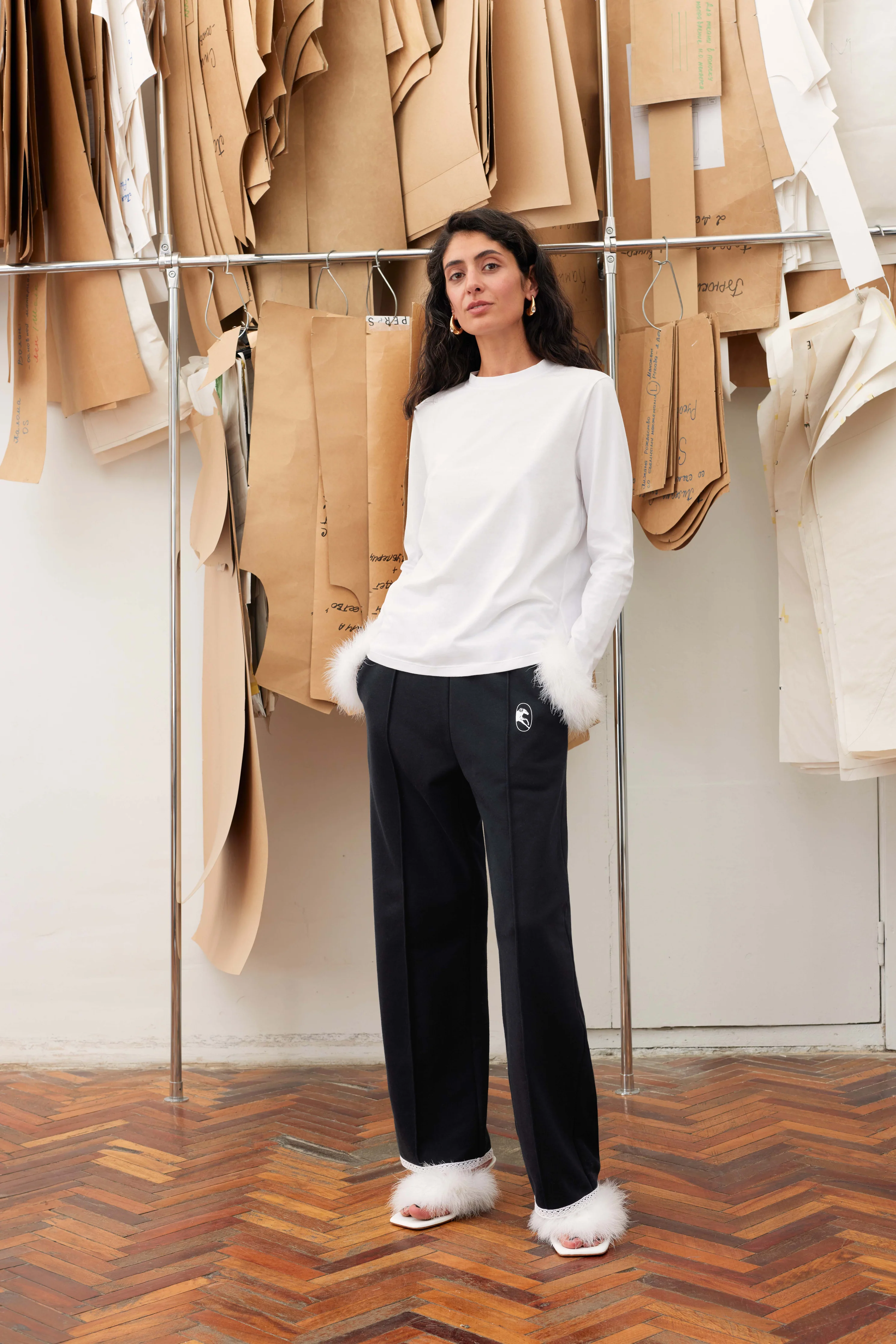 Long Sleeve Stretch-cotton Jersey T-Shirt with Detachable Feathers in White - Image 3