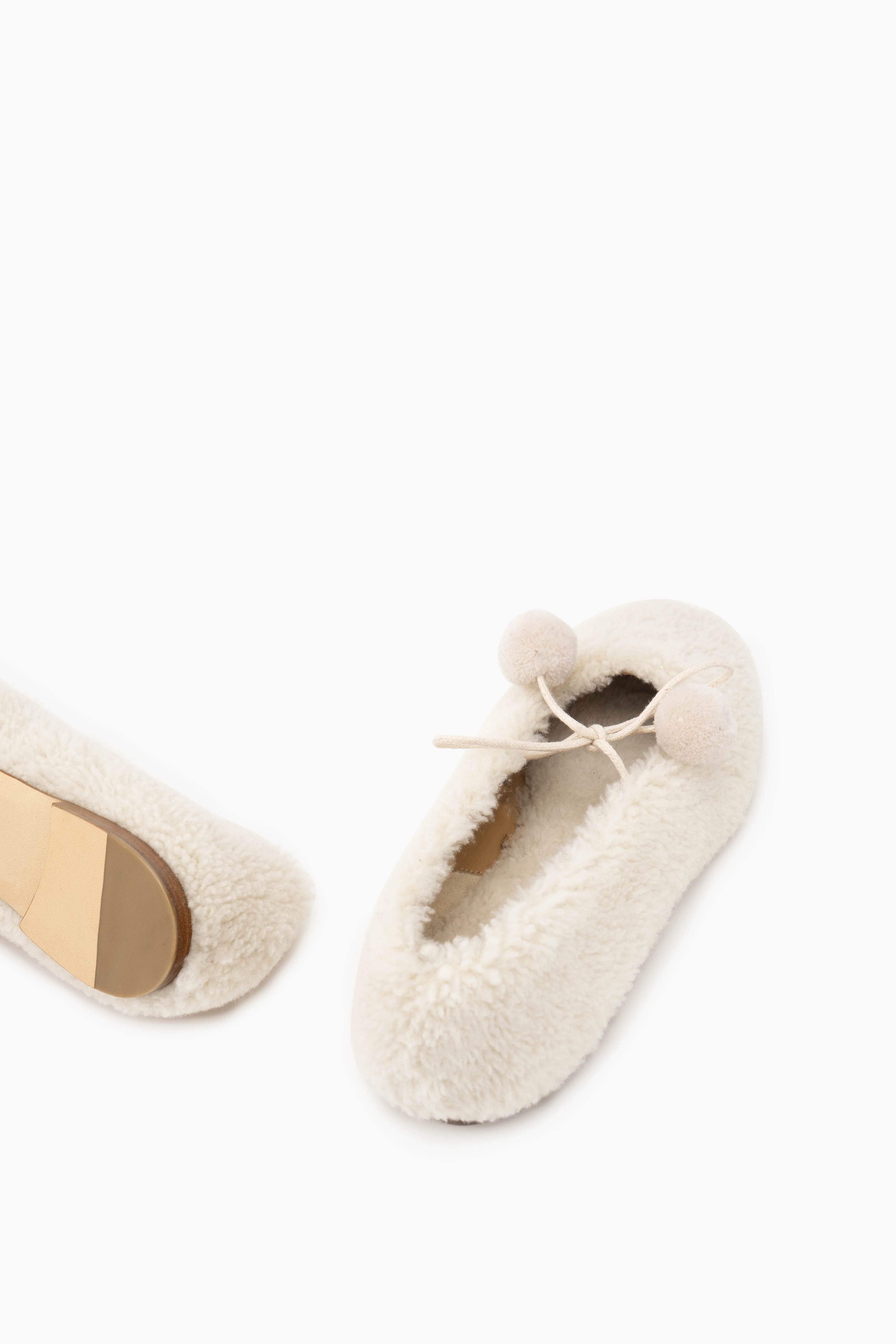 Lulu Shearling Slippers in Cream - Image 3