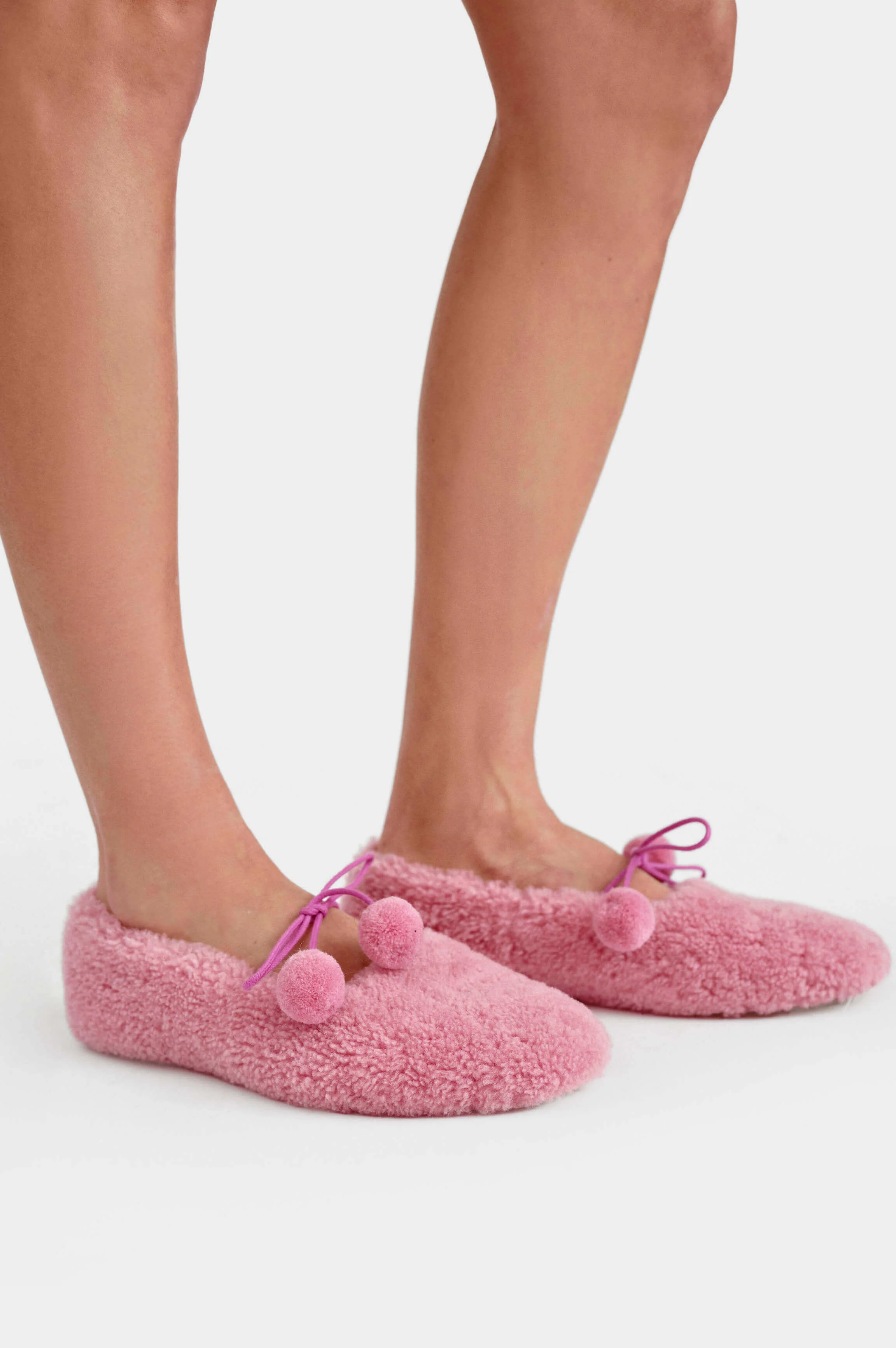 Lulu Shearling Slippers in Pink - Image 4
