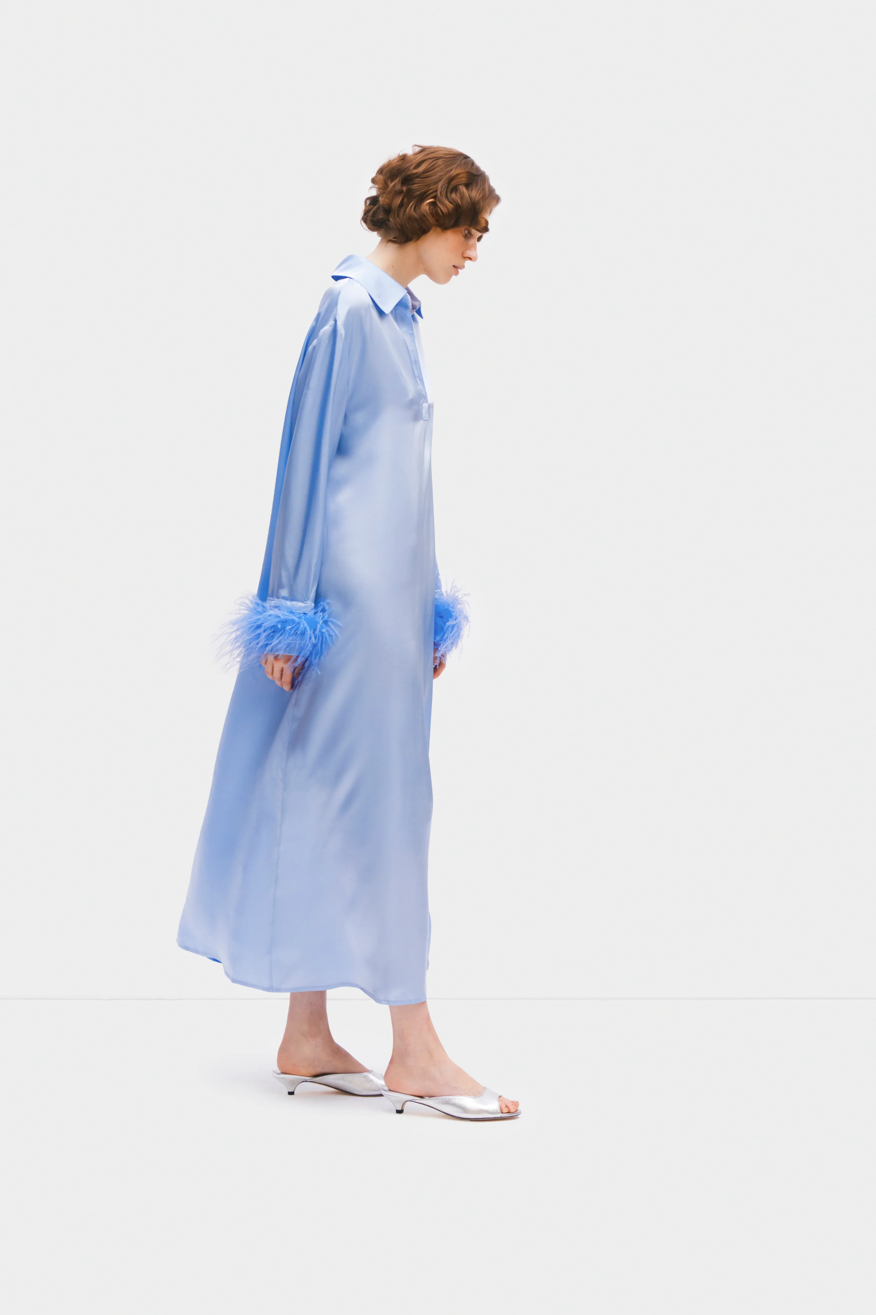 Luna Maxi Dress with Detachable Feathers in Blue - Image 6