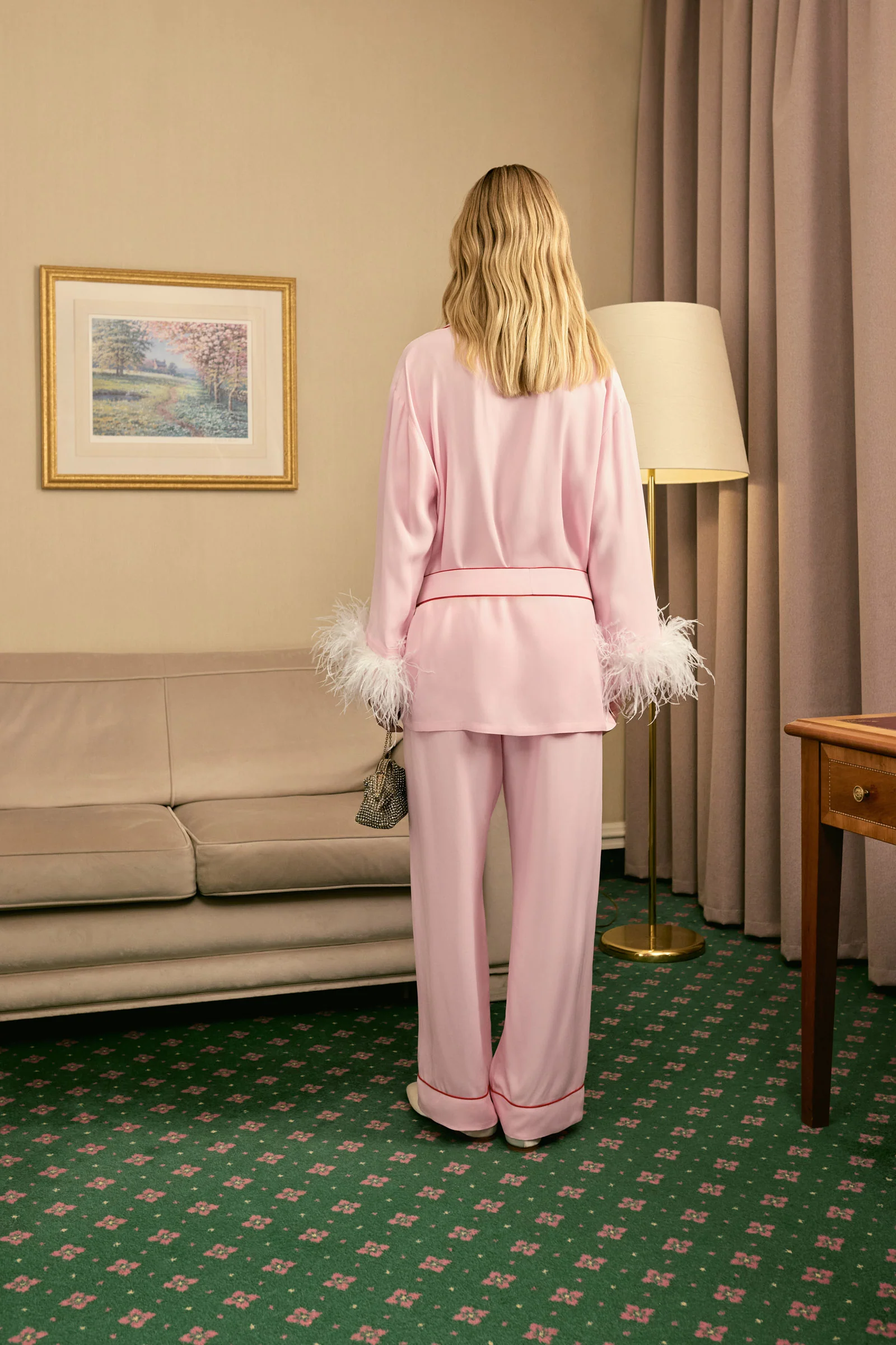 Miss Cat Belted Set with Detachable Feathers in Pink - Image 4