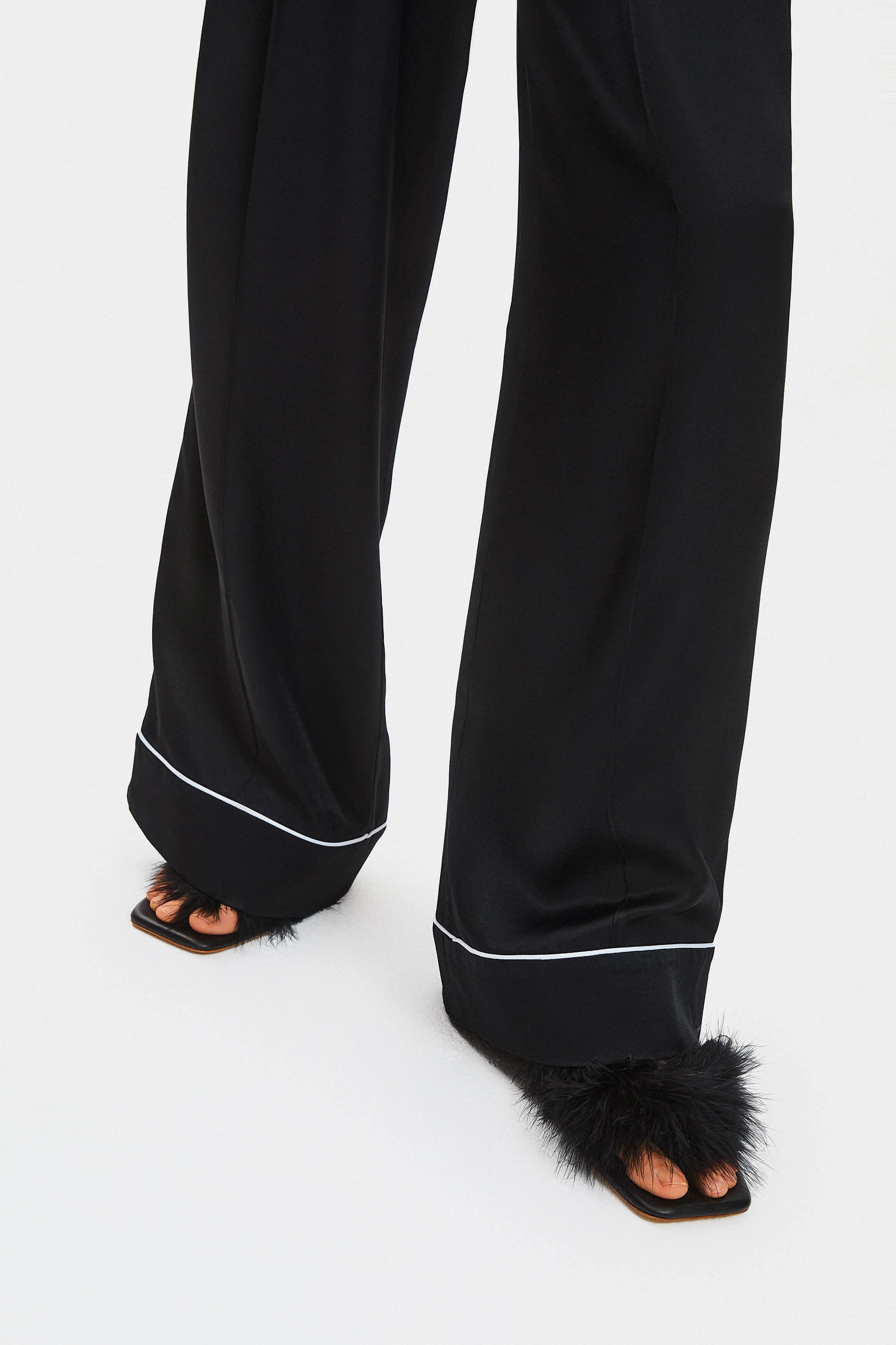 Pastelle Oversized Pants in Black - Image 3