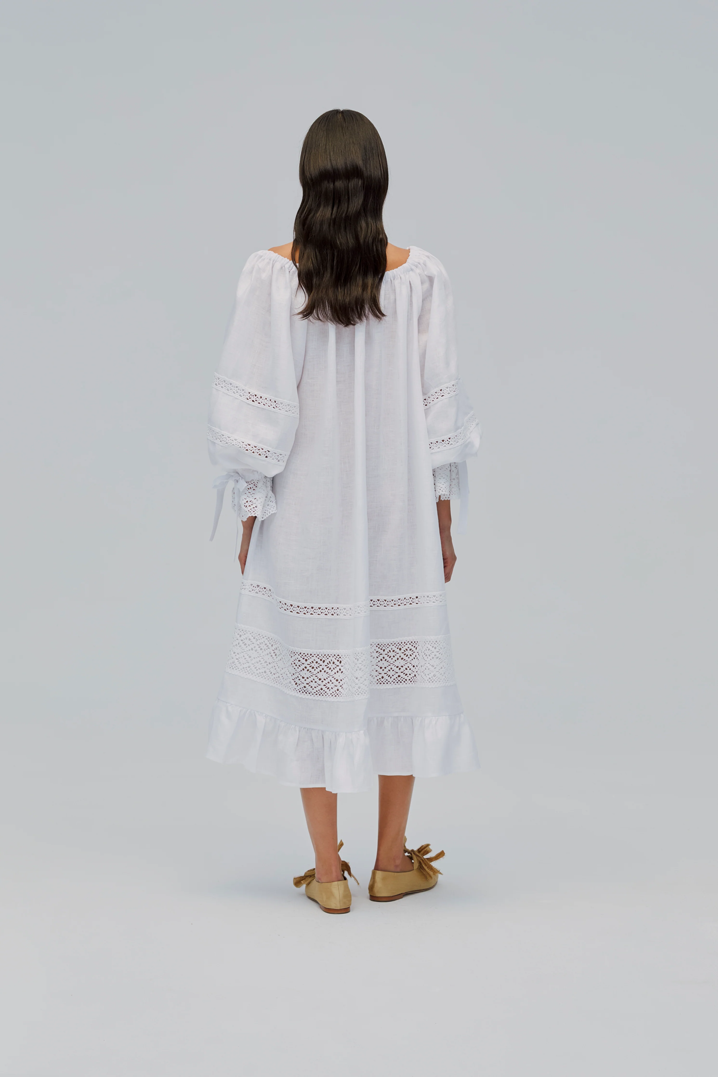 Romantica Lounge Dress in White - Image 7