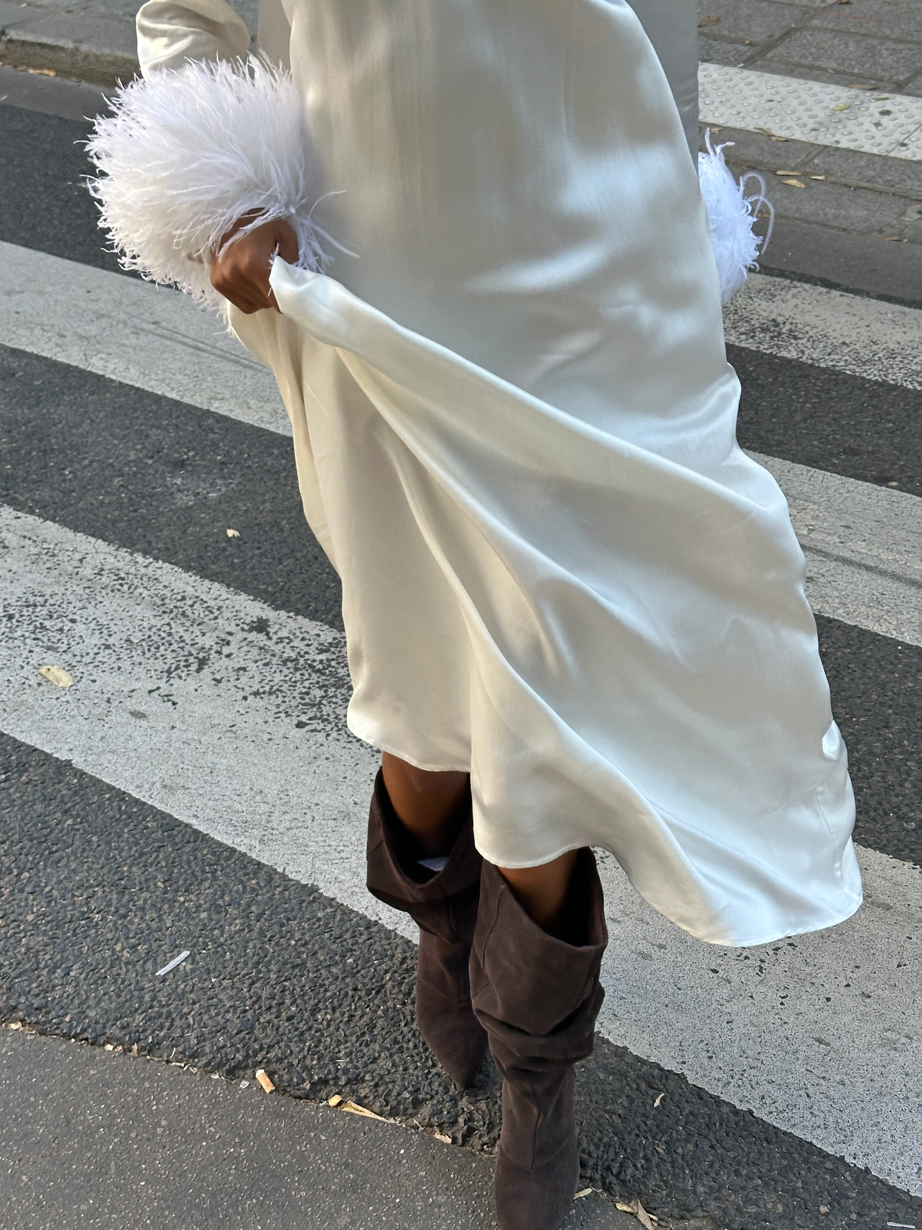 Suzi Maxi Dress With Detachable Feathers in White - Image 8