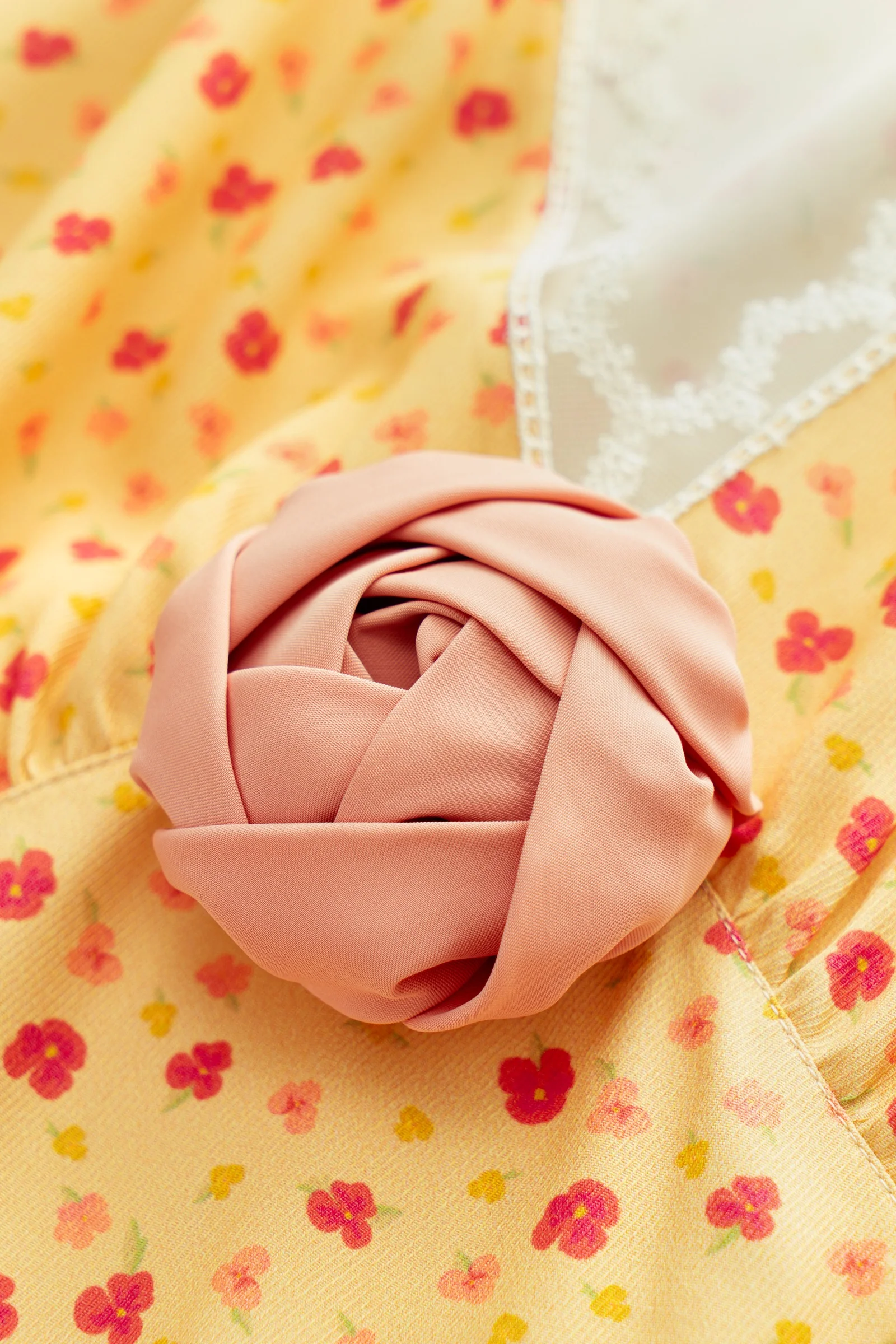 Genus Floral-Appliqué Midi Dress - Image 5