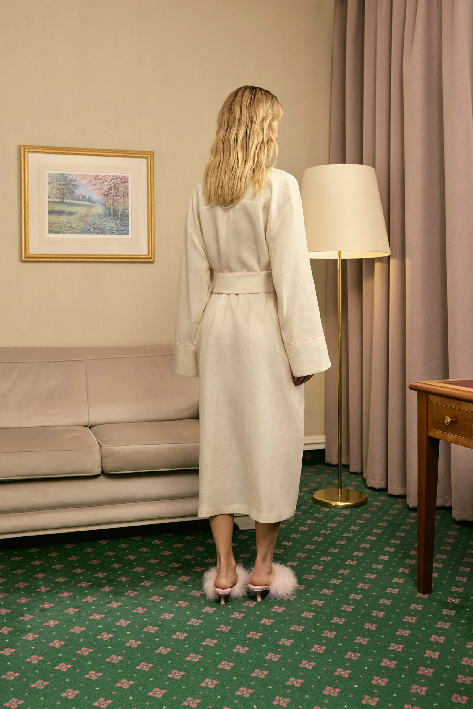 The Rose Linen Robe in Milk - Image 4