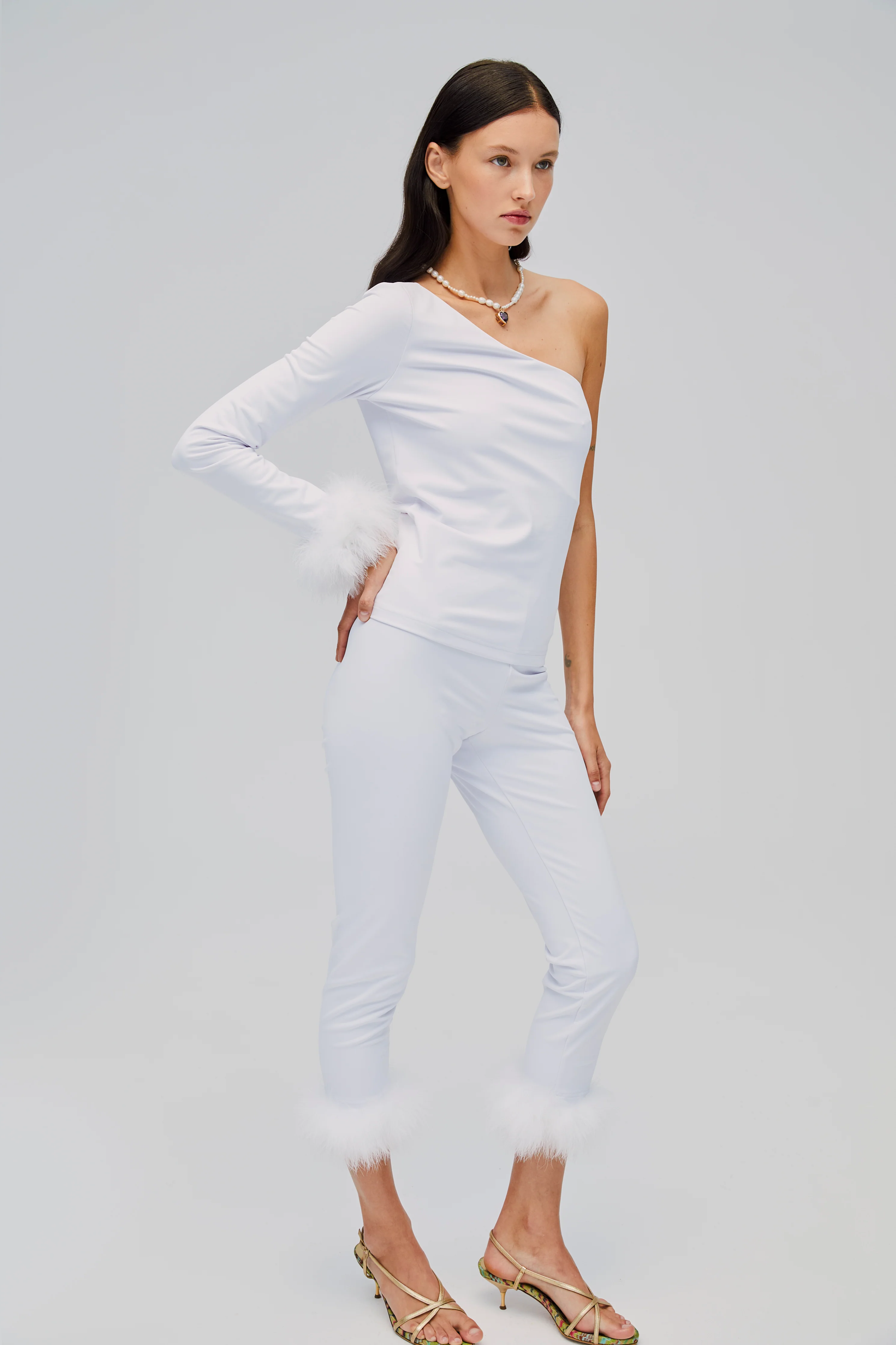 Weekend Chic Lounge Set in White - Image 3